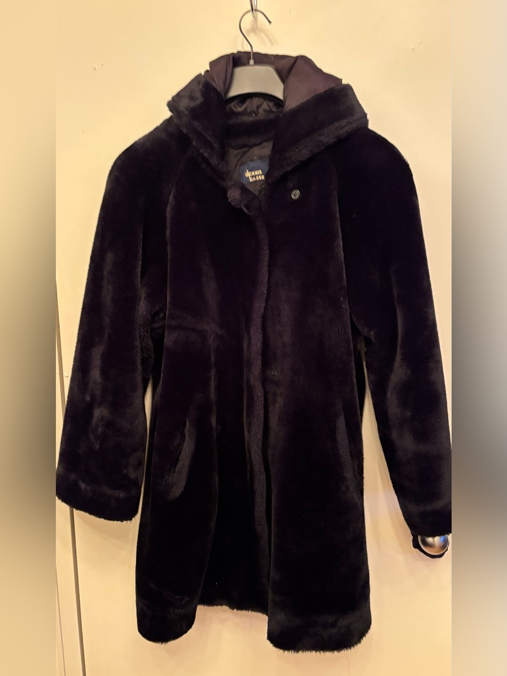 Dennis Basso Soft
Black Velvety Faux Fur
Hooded Coat sz L Made in USA